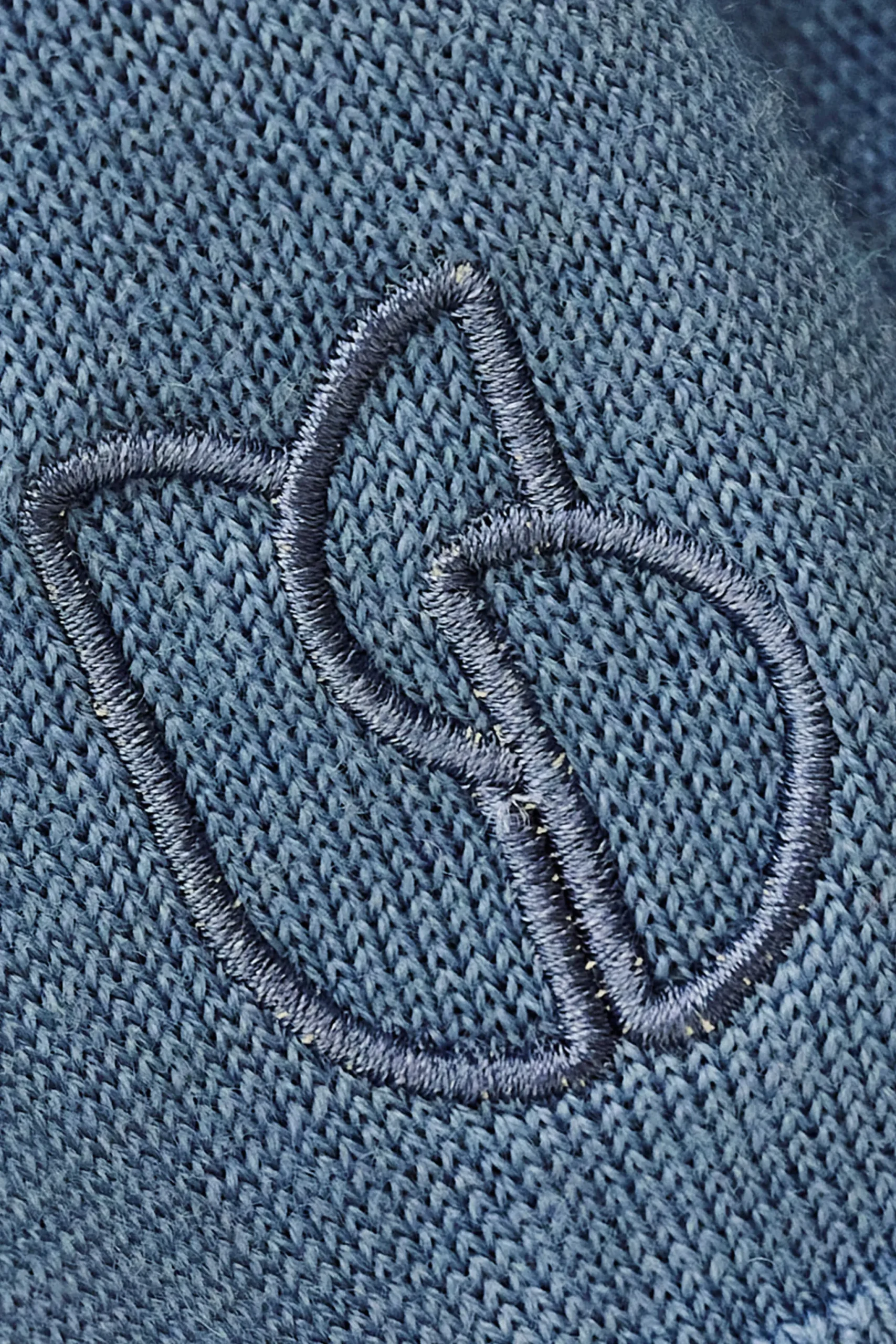 BYLEIL pull boutons dorés