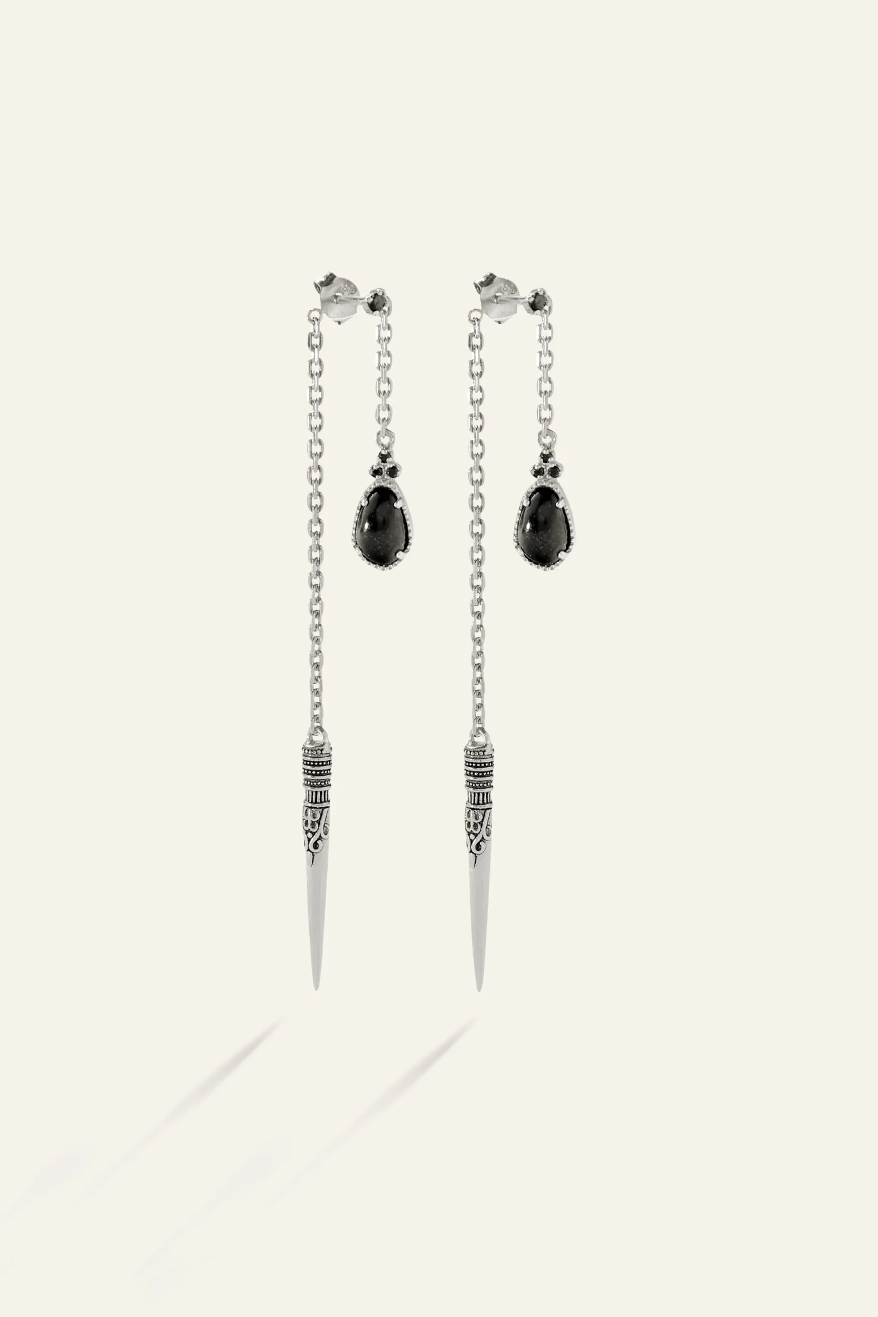 OSKAR boucles d'oreilles pendentifs 130 €