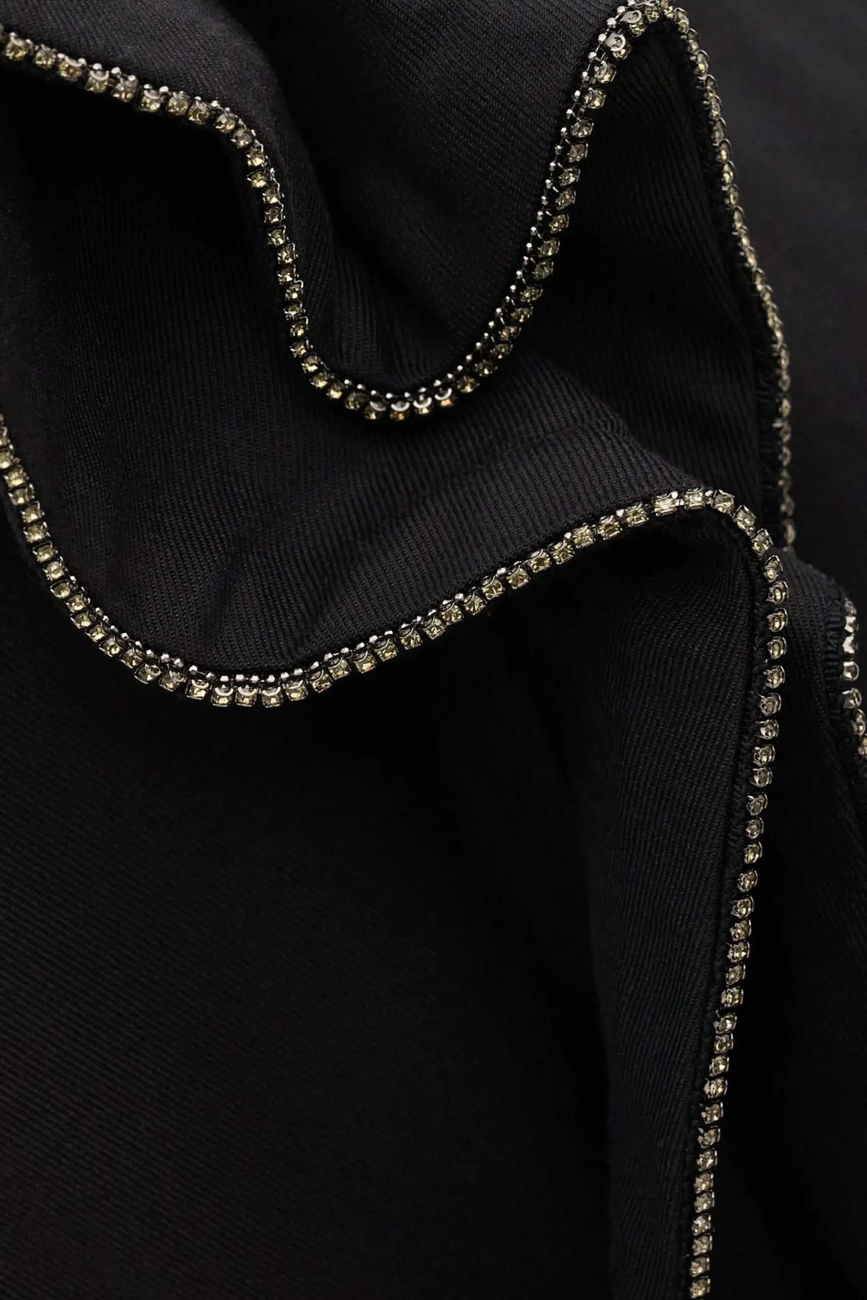 SILLA robe one shoulder a volant